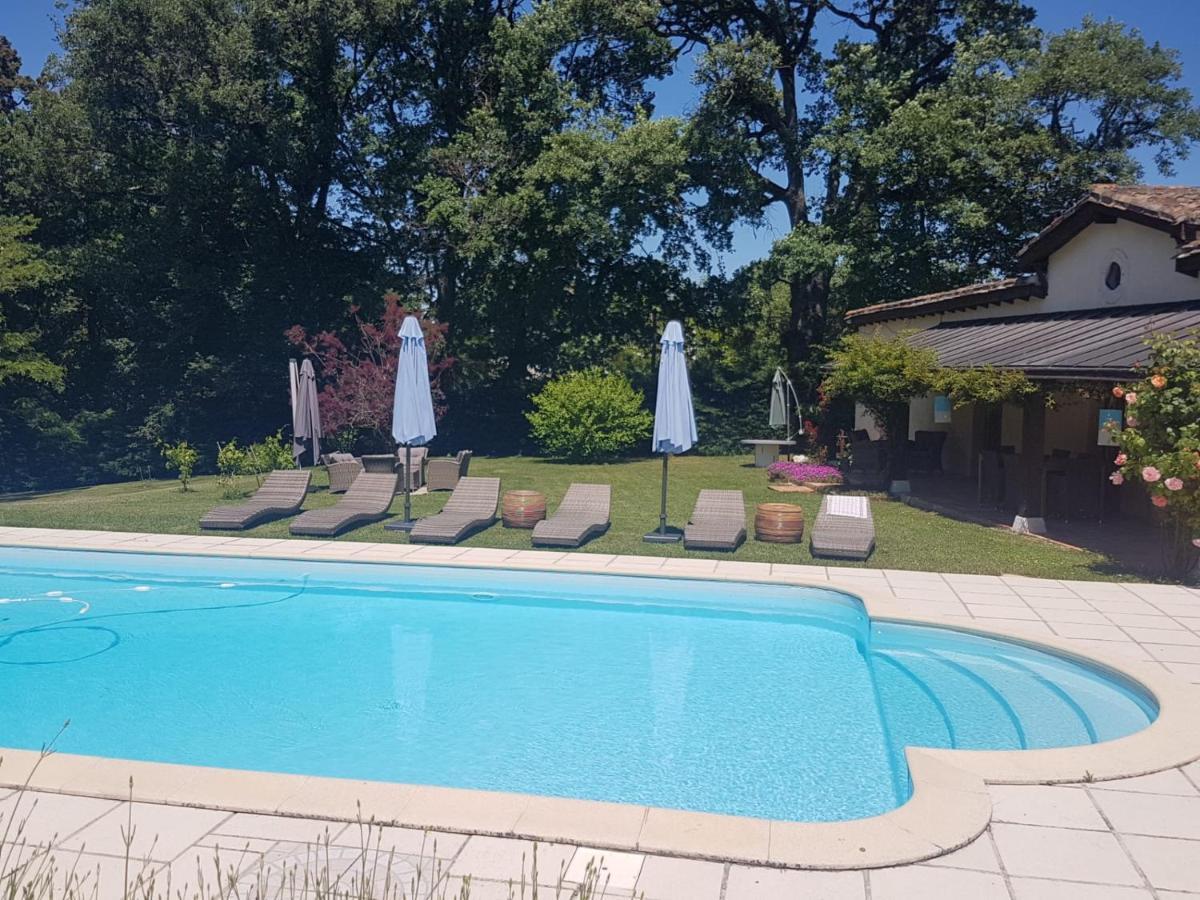 Domaine De Merugat Chambre D'Hotes Valeilles Exterior photo